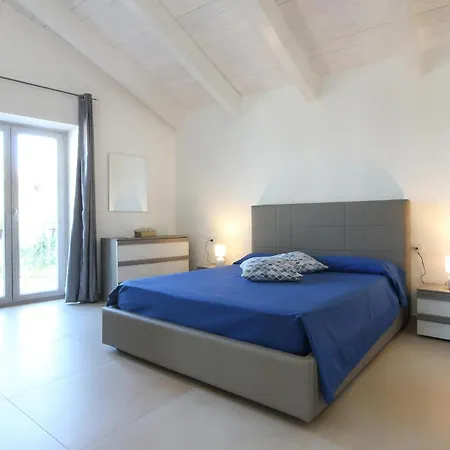 Holiday home Amazing In Laureana Cilento